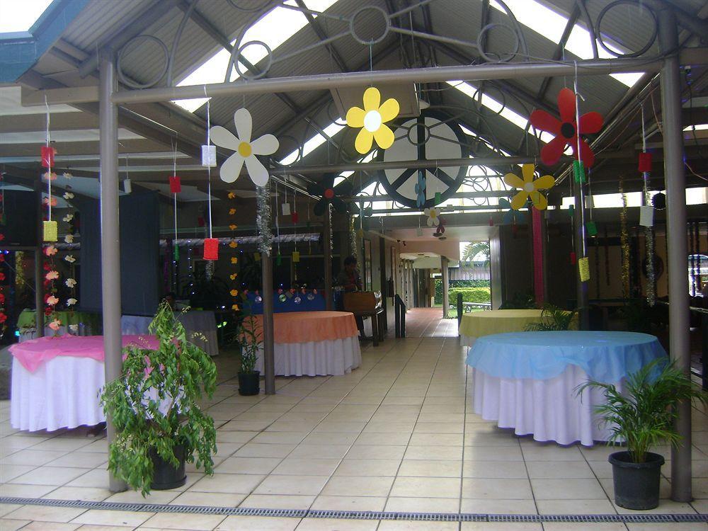 Tanoa Skylodge Hotel Nadi Exterior photo