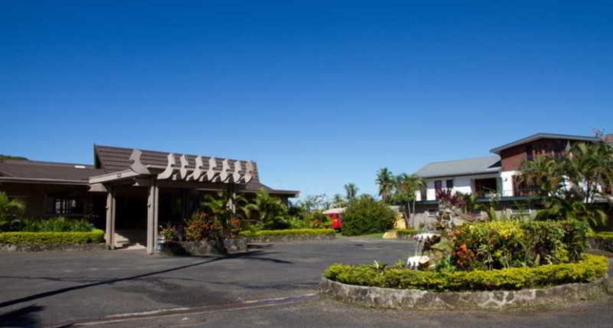 Tanoa Skylodge Hotel Nadi Exterior photo