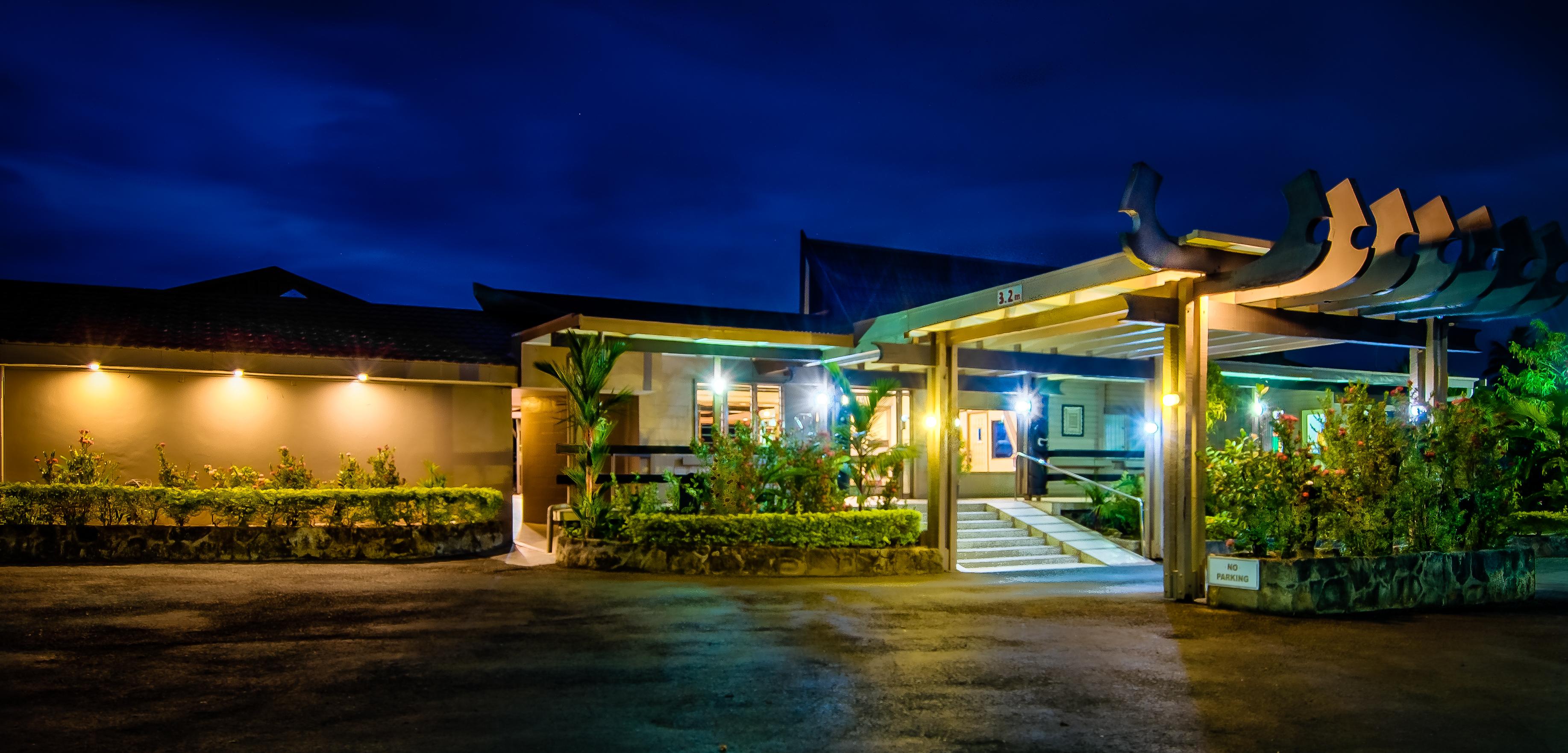Tanoa Skylodge Hotel Nadi Exterior photo